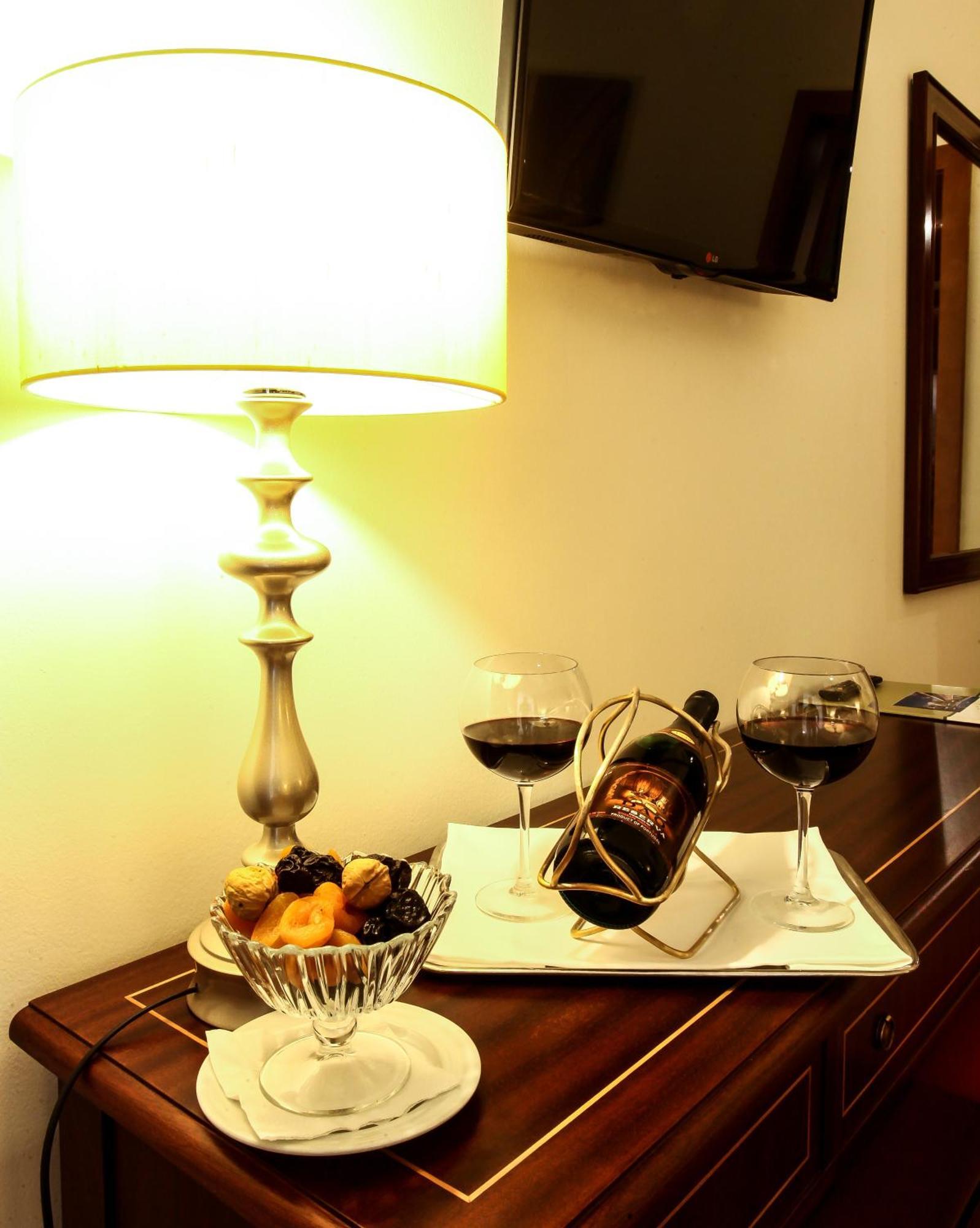 Double Room,1209142735:JPEG